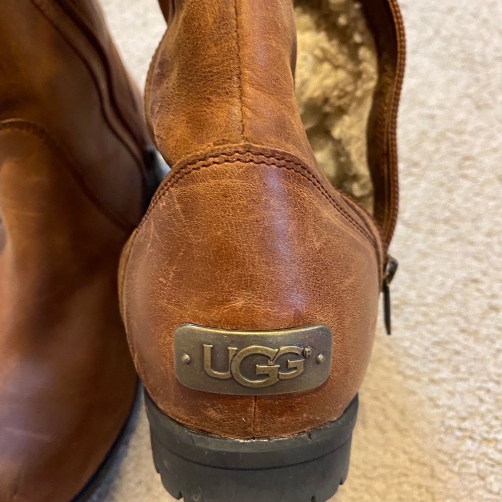 Leather brown uggs - Picture 3 of 5